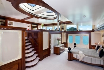 2003 201' Solemar yacht master stateroom