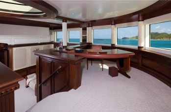 2003 201' Solemar yacht bedroom desk