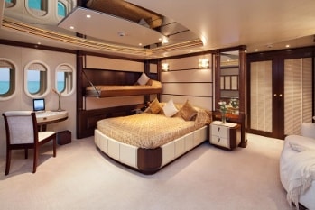 2003 201' Solemar yacht VIP stateroom